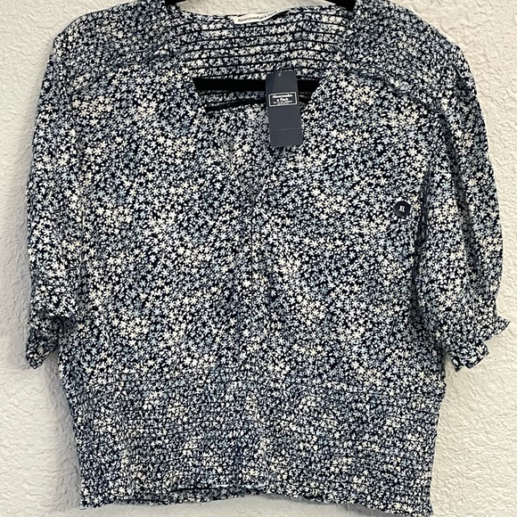 Abercrombie & Fitch blouse - Picture 1 of 8